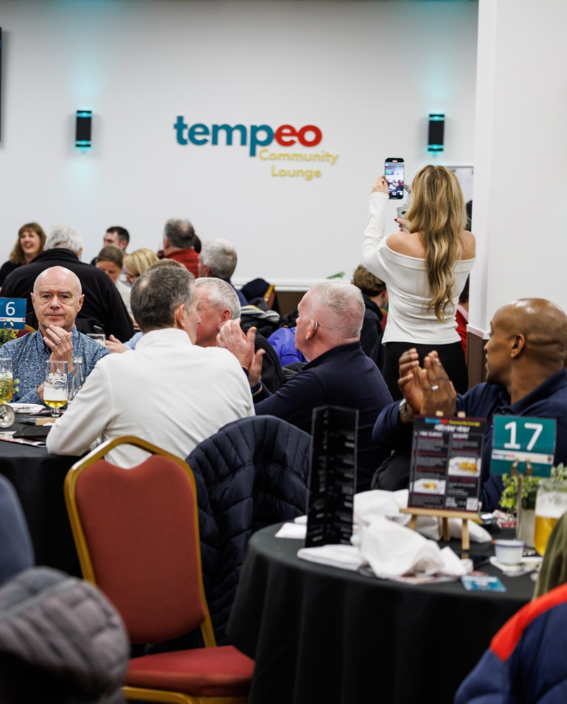 4 x tickets in Tempeo community Lounge